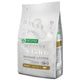 NATURE’S PROTECTION Superior Care White Dogs Adult με αρνί είναι ξηρά τροφή ειδικά σχεδιασμένη για ενήλικους σκύλους μικρόσωμων και μίνι φυλών με λευκό τρίχωμα, βάρους 1–10 kg